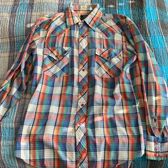 Sears Men's Vibrant Plaid Button Down Shirt - Picture 1 of 3